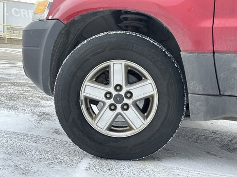 Used 2007 Ford Escape XLS image 8