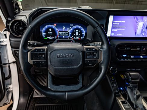 Used 2025 Toyota Land Cruiser w/ Premium Package image 18