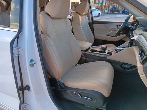 Used 2023 Acura MDX SH-AWD w/ Technology Package image 11