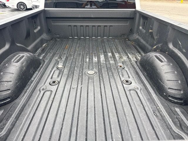 Used 2022 Ford F350 Platinum AWD/4WD image 10
