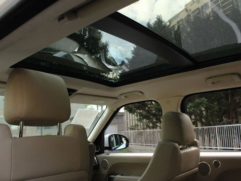 Used 2014 Land Rover Range Rover AWD/4WD image 21