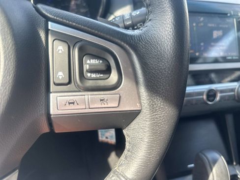 Used 2017 Subaru Outback 2.5i Premium image 26