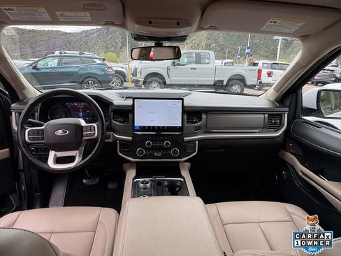 Used 2024 Ford Expedition Max XLT image 4