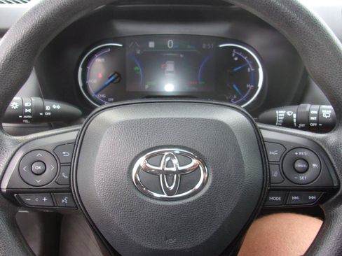 Used 2024 Toyota RAV4 AWD Hybrid image 11