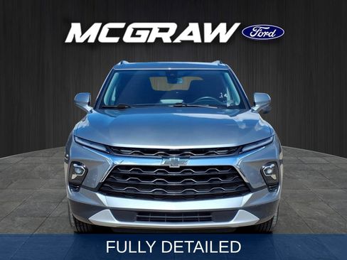Used 2023 Chevrolet Blazer LT w/ Convenience Package FWD image 3