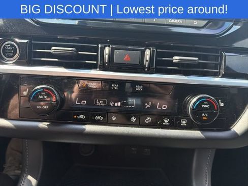 Used 2022 Nissan Pathfinder SV FWD image 30