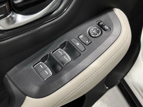 New 2026 Honda HR-V EX-L image 23