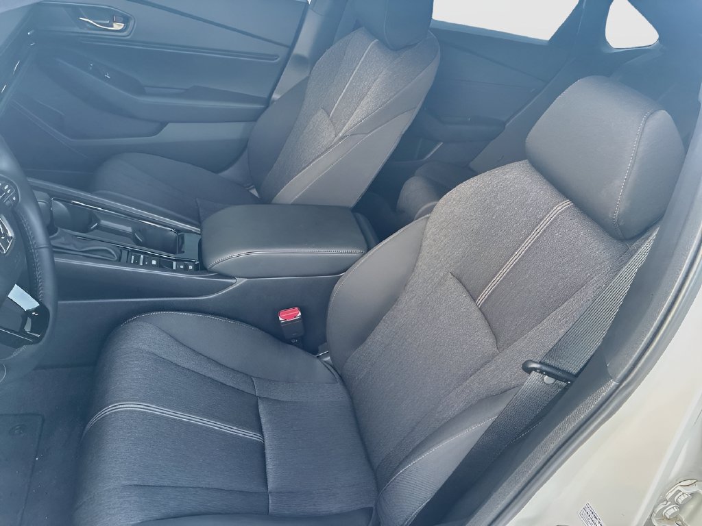 Used 2025 Honda Accord Sport image 18