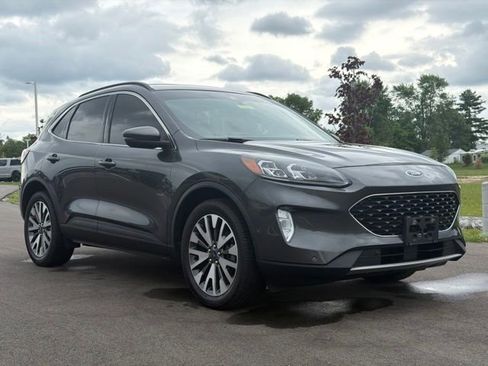 Used 2020 Ford Escape Titanium w/ Titanium Premium Package 2.0 AWD/4WD image 1