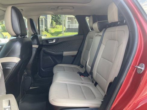 Used 2020 Ford Escape Titanium AWD/4WD image 26