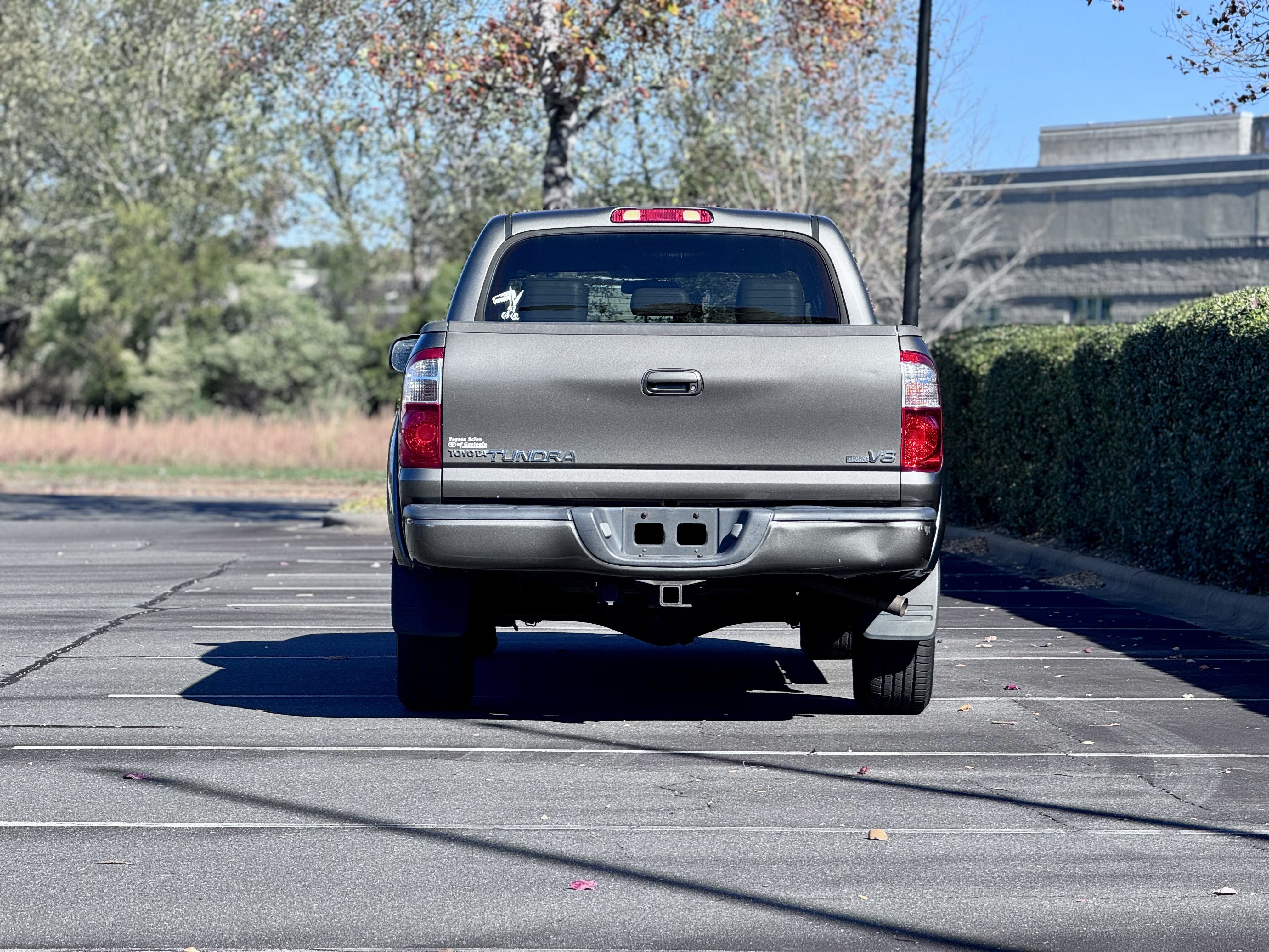 Used 2005 Toyota Tundra Limited w/ All Weather Guard Pkg RWD image 16