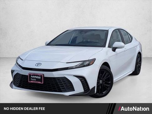 Certified 2025 Toyota Camry SE w/ Convenience Package FWD image 1