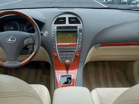 Used 2010 Lexus ES 350 FWD image 26
