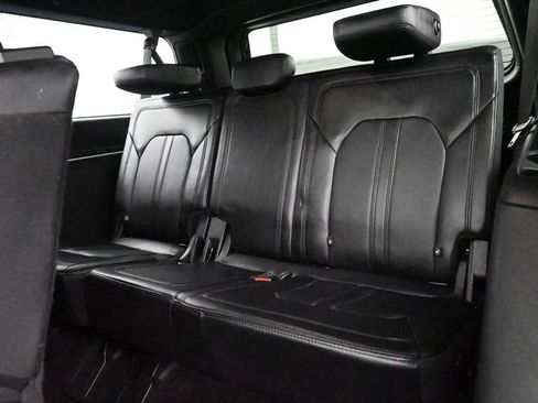 Used 2021 Ford Expedition Max Limited AWD/4WD image 16