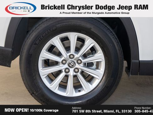 Used 2024 Toyota Grand Highlander XLE image 37