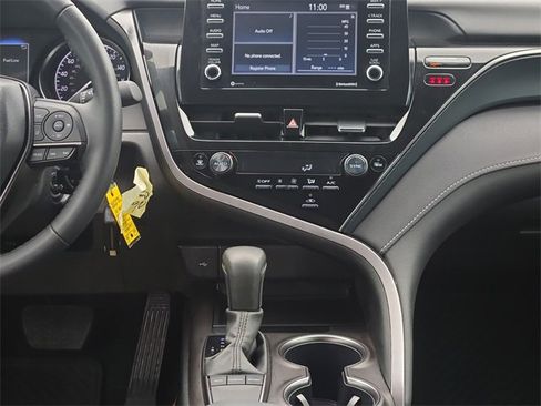 Certified 2024 Toyota Camry SE image 19