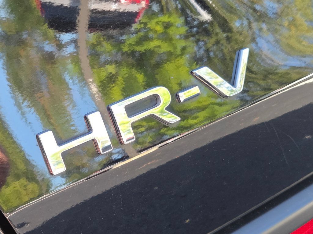 Certified 2024 Honda HR-V Sport image 17