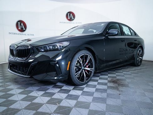 New 2026 BMW 530i xDrive w/ M Sport Package image 3