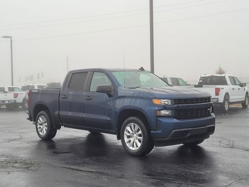 Used 2021 Chevrolet Silverado 1500 Custom image 1