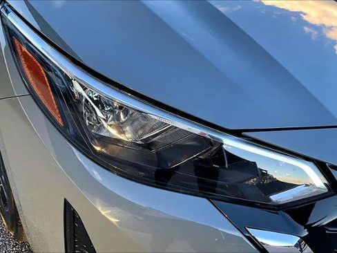 Certified 2024 Nissan Sentra SV image 27