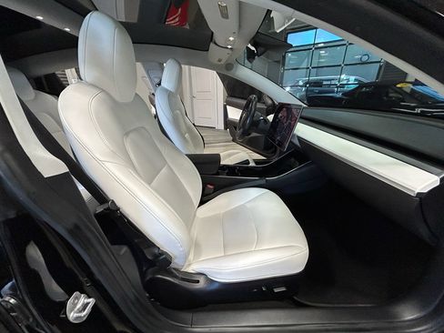 Used 2018 Tesla Model 3 Long Range AWD/4WD image 37