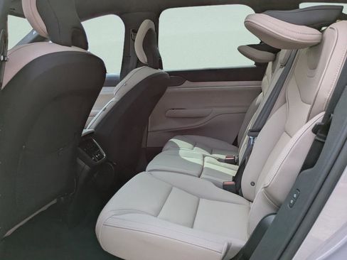 New 2026 Volvo EX90 Plus RWD image 15