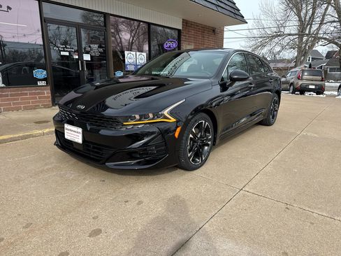 Used 2021 Kia K5 GT-Line w/ GT-Line FWD Premium Package image 2