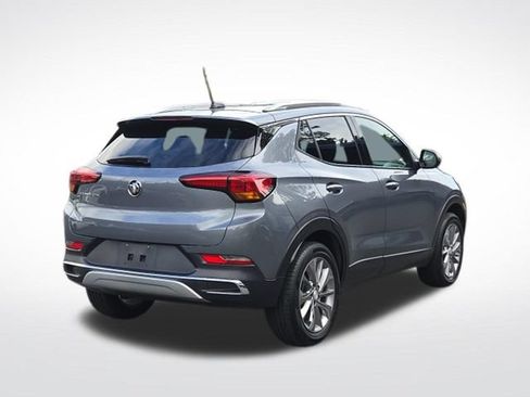 Used 2022 Buick Encore GX Essence w/ Experience Buick Package AWD/4WD image 8