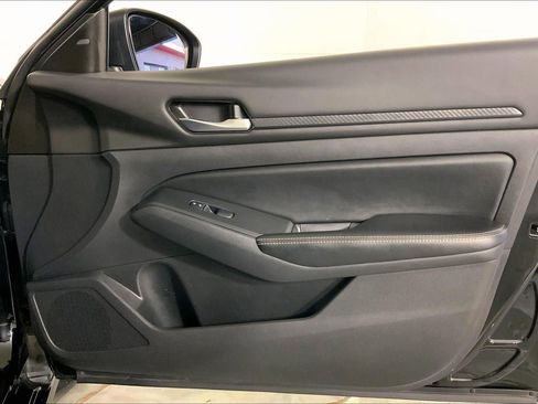 Used 2024 Nissan Altima 2.5 SV image 25