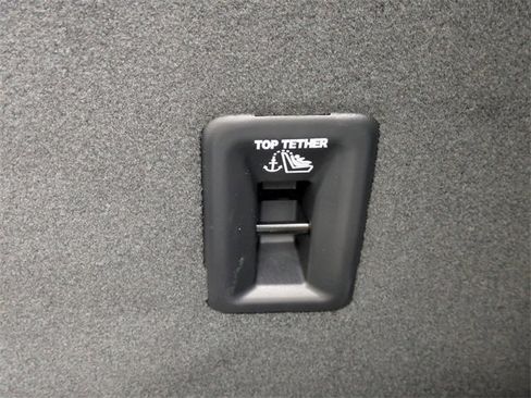 New 2026 Chevrolet Equinox EV RS image 32