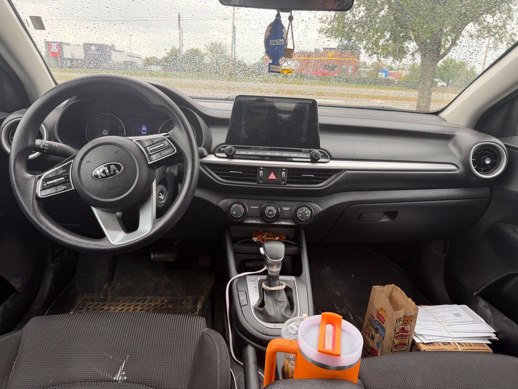 Used 2020 Kia Forte LXS FWD image 6