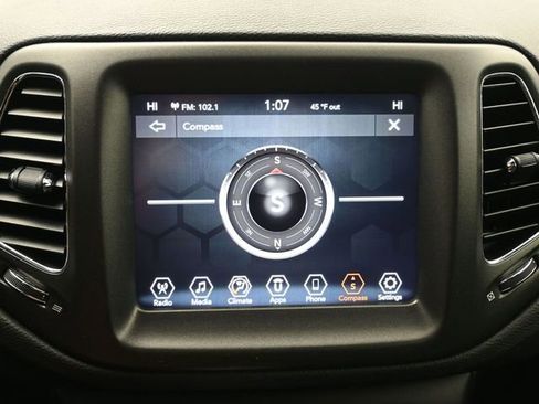 Used 2020 Jeep Compass Trailhawk image 14