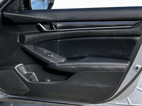 Used 2022 Honda Accord Sport image 26