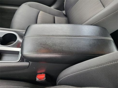 Used 2024 Nissan Altima 2.5 SV image 10