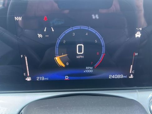 Used 2025 Chevrolet Trax LT image 9