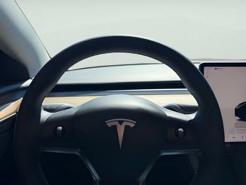 Used 2023 Tesla Model 3 Performance AWD/4WD image 17