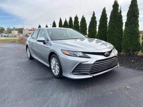 Certified 2023 Toyota Camry LE image 2