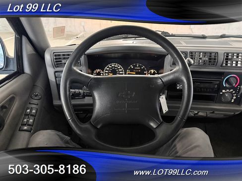 Used 1996 Chevrolet Blazer LT image 14