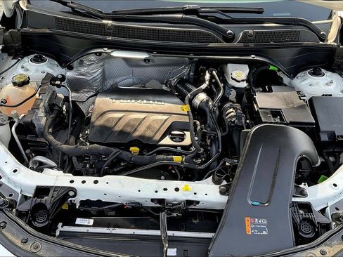 Used 2024 Buick Envista Avenir FWD image 30