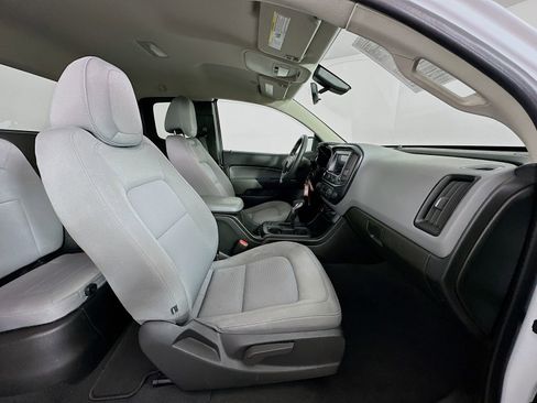 Used 2022 Chevrolet Colorado W/T image 26