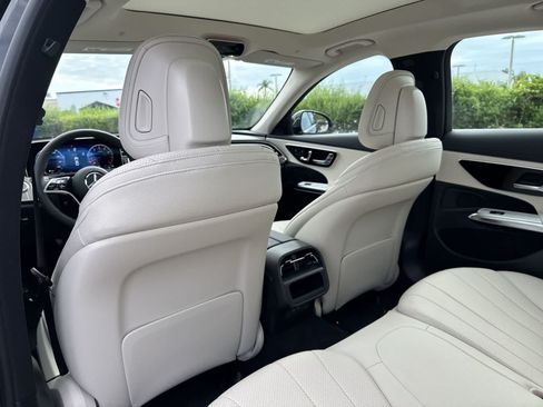 Used 2026 Mercedes-Benz E 350 Sedan image 17
