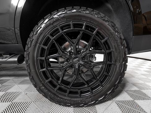 Used 2026 Chevrolet Tahoe Z71 w/ Comfort Package image 35