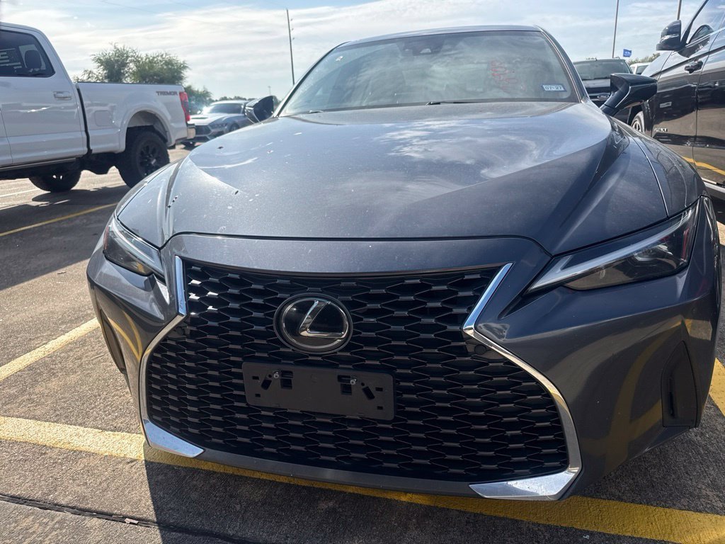 Used 2021 Lexus IS 300 w/ Comfort Package RWD image 2