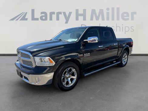 Used 2017 RAM 1500 Laramie w/ Convenience Group AWD/4WD image 1