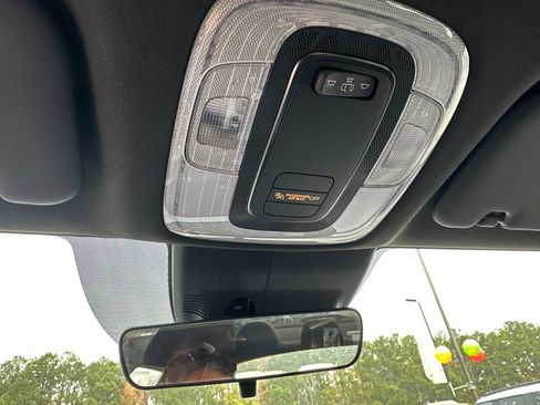 New 2025 Hyundai Elantra Sport image 32