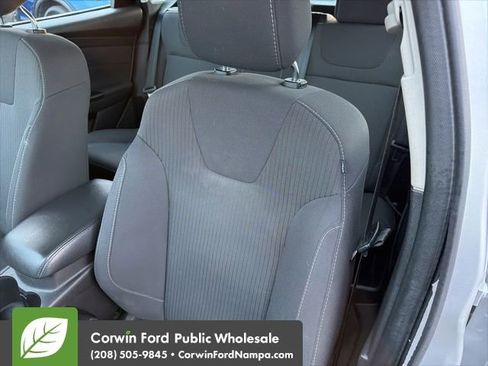 Used 2012 Ford Focus Titanium w/ SEL/Titanium Winter Pkg image 22