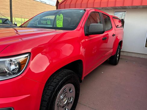 Used 2017 Chevrolet Colorado W/T image 2