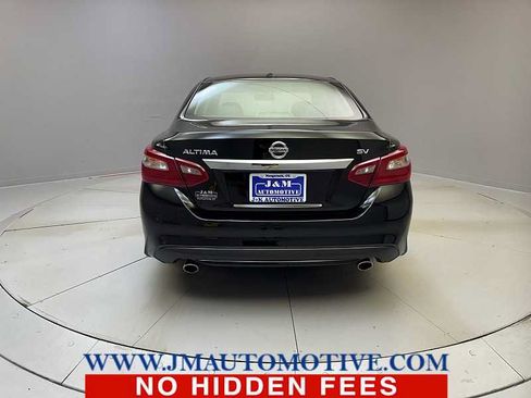 Used 2018 Nissan Altima 2.5 SV w/ 2.5 SV Technology Package FWD image 4