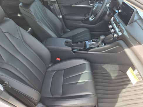 Used 2026 Acura Integra FWD image 10