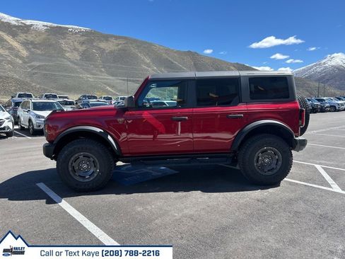 New 2025 Ford Bronco Badlands w/ Sasquatch Package AWD/4WD image 36